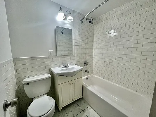 Rented by Maidman Realty Group LLC | media 3