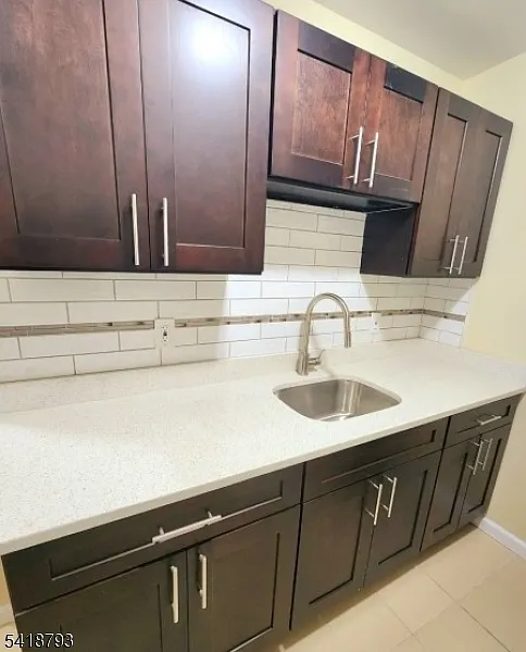 3 bed, 1.0 bath, $2,000 — Photo 3