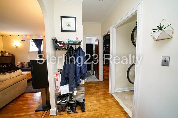 Rented by Sterling Realty Solution Inc | media 10