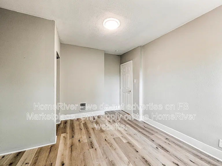542 Broadway Ext — Photo 8