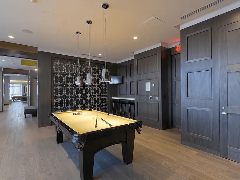 300 Front St W #813A — Photo 10