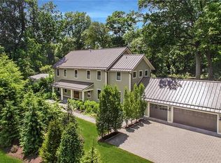 443 Maple Ln, Sewickley, PA 15143