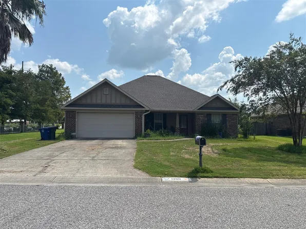 1300 Thames Dr, Foley, AL 36535