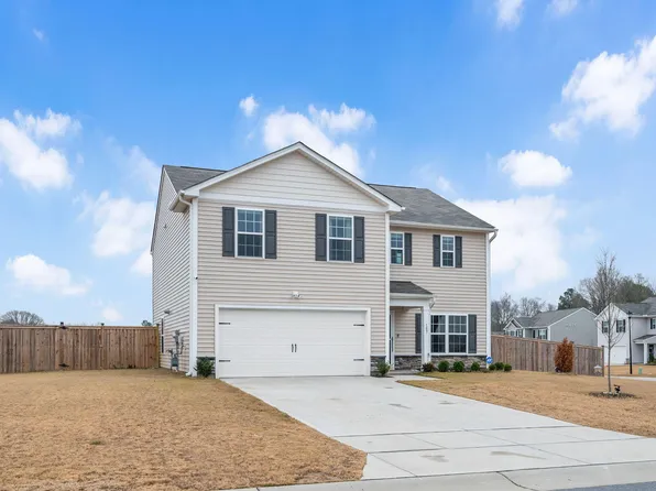 107 Garden Row Ln, Clayton, NC 27520