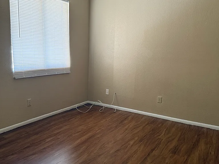 5223 W Myrtle Ave #106 — Photo 19