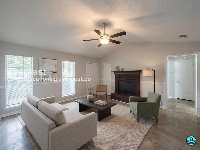 6571 Ashland Dr — Photo 4