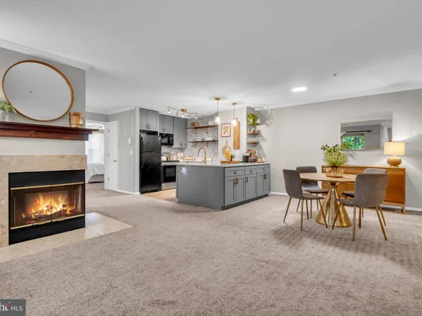 30 Hearthstone Ct APT G, Annapolis, MD 21403