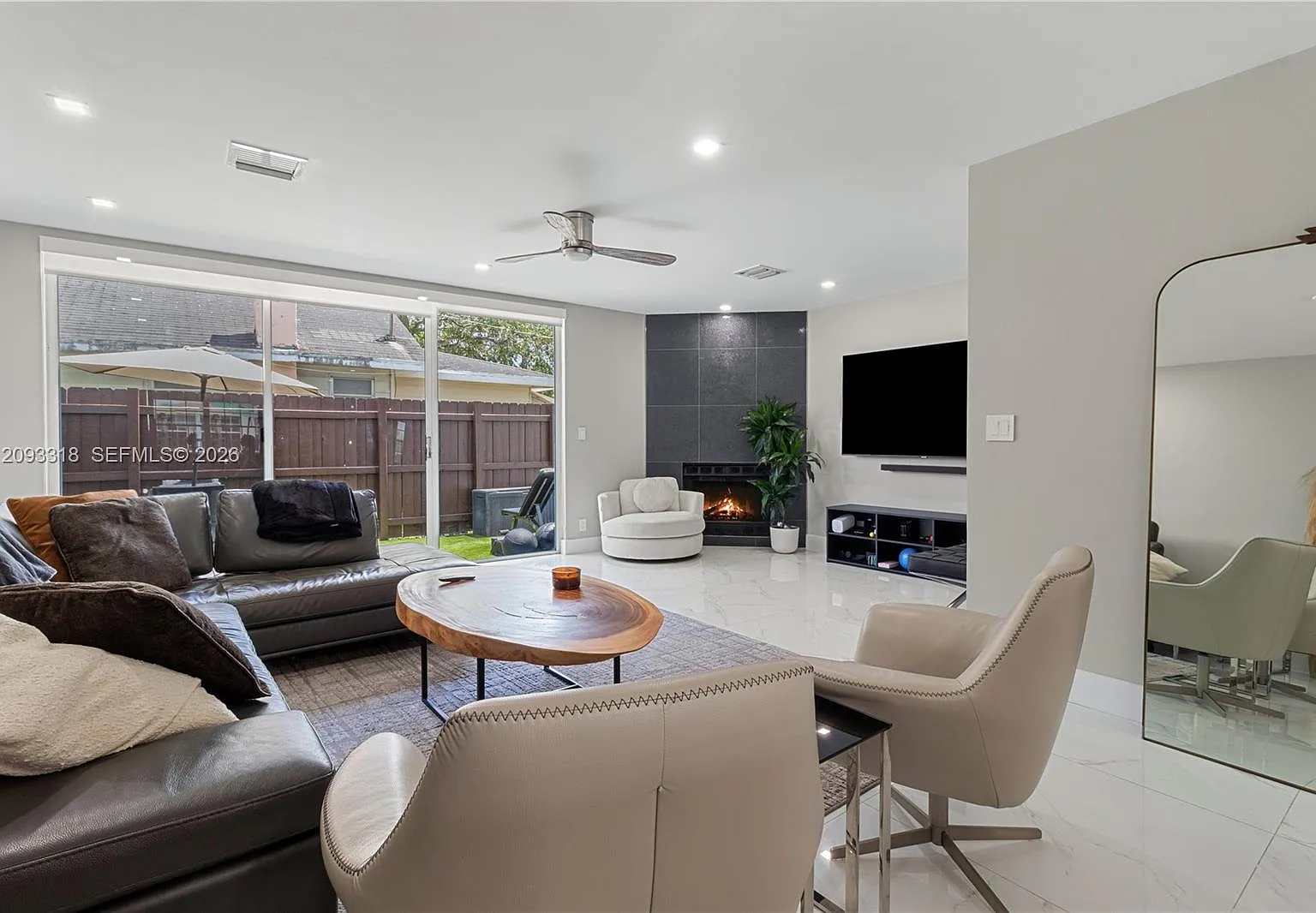 Cascades Townhomes Condo — Photo 3