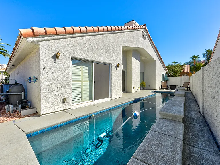 5049 Forest Oaks Dr — Photo 43