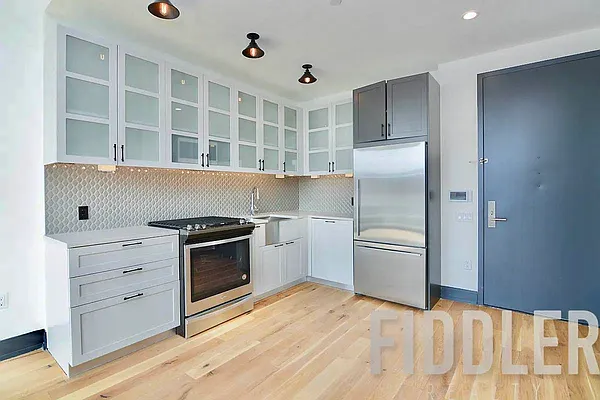 Rented by The KCI Group | media 21