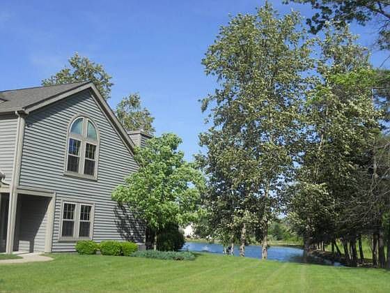 1st image of 107 Waterside Ct
