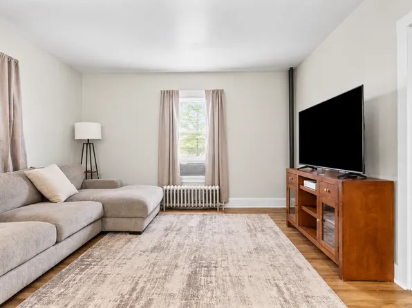 55 Irving St #2, New Haven, CT 06511