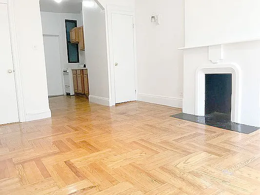 Rented by AJ Clarke | media 7