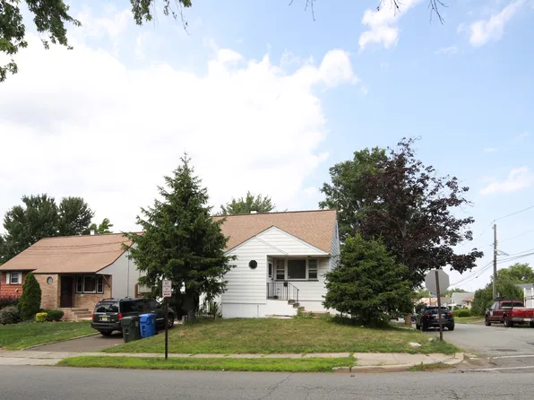 700 Ford Ave, Metuchen, NJ 08840