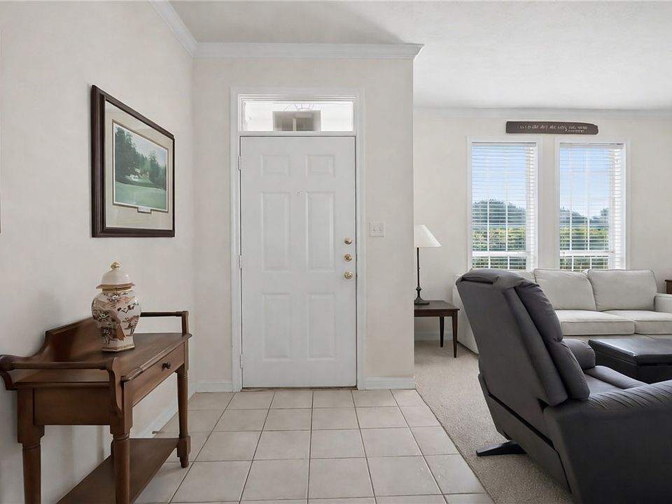 1st image of 111 Karten Ln