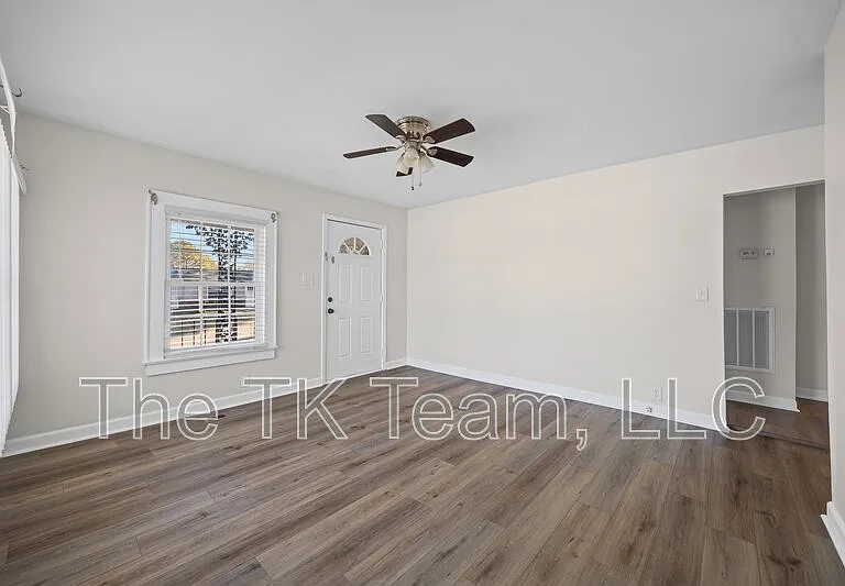 807 N Morris St — Photo 5