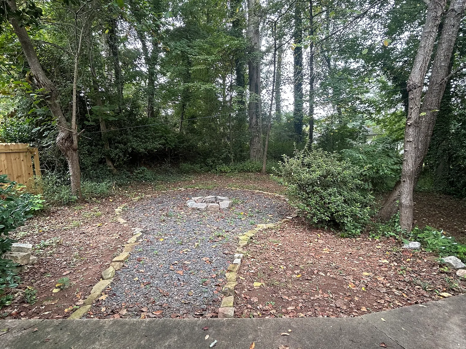 2 bed, 1.5 bath, 1120 sqft, $2,450 — Photo 3