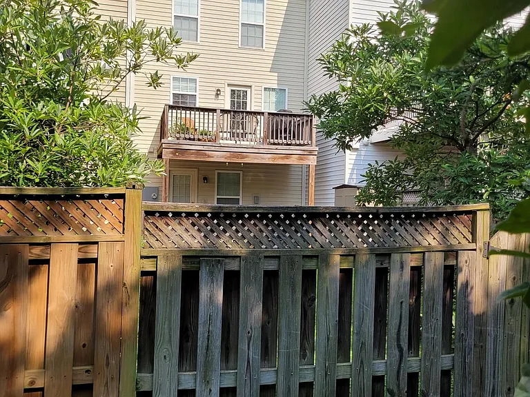 25117 Sweet Myrtle Sq — Photo 48