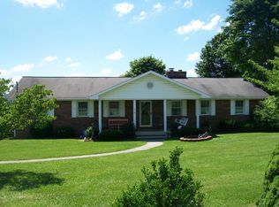 618 Holly Dr, Summersville, WV 26651