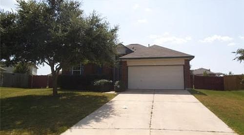 1st image of 117 Lago Grande Dr