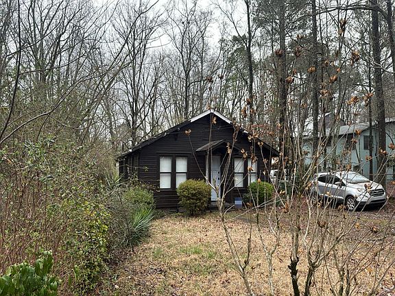 3rd image of 2540 Rex Ave SW