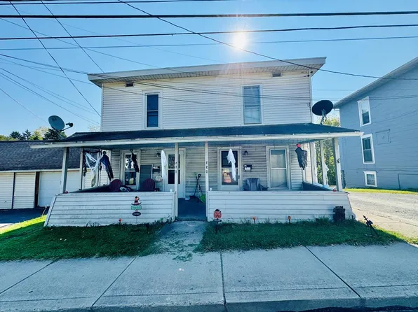 560/558 Canton St, Troy, PA 16947