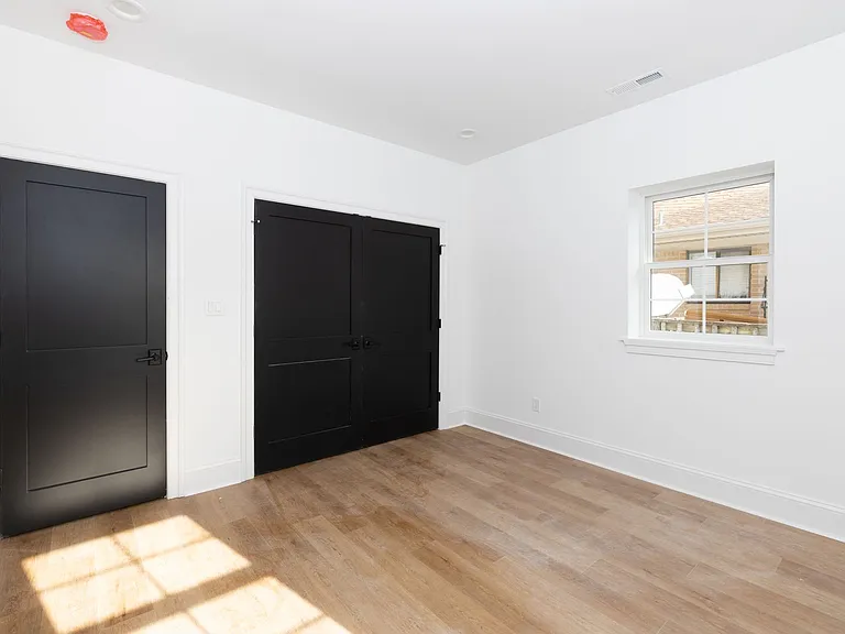3200 Holly Rd — Photo 15