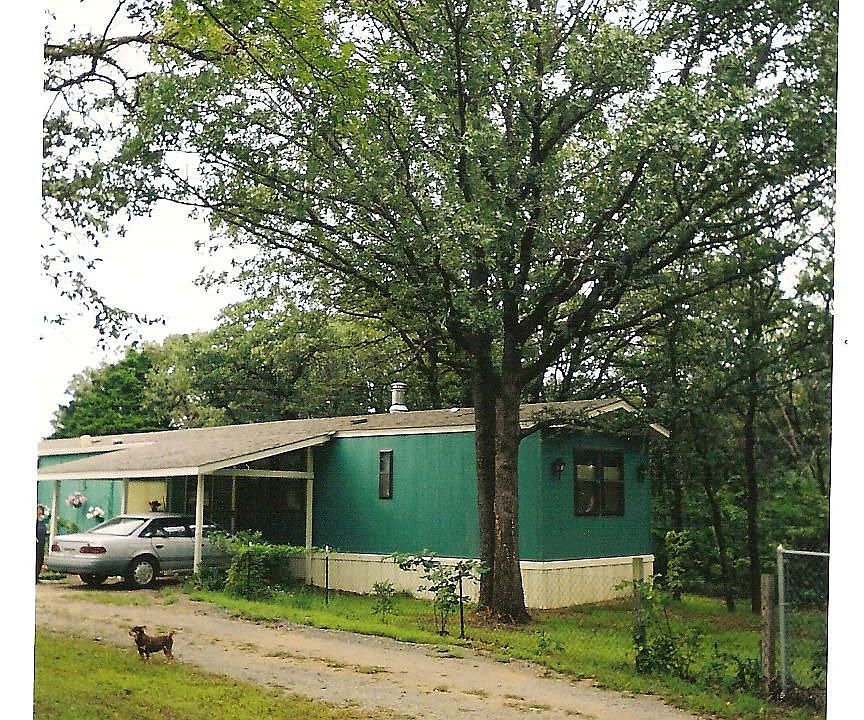 IMMACULATE/ALL APPLIANCES INCLUDED