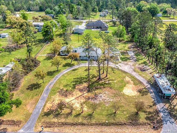 3rd image of 3558 Palm Dr