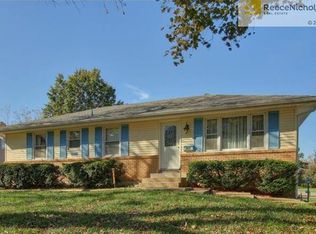 705 S Church Ter, Olathe, KS 66061
