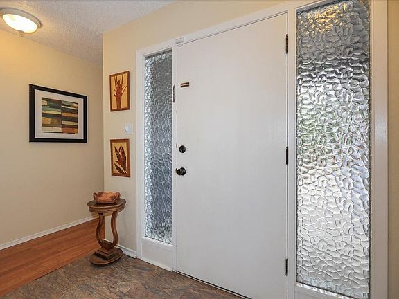 2nd image of 1722 Santa Clara St