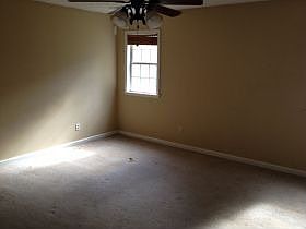 5th image of 508 Philadelphia Ln