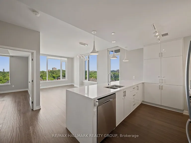 530 De Mazenod Ave #610 — Photo 2