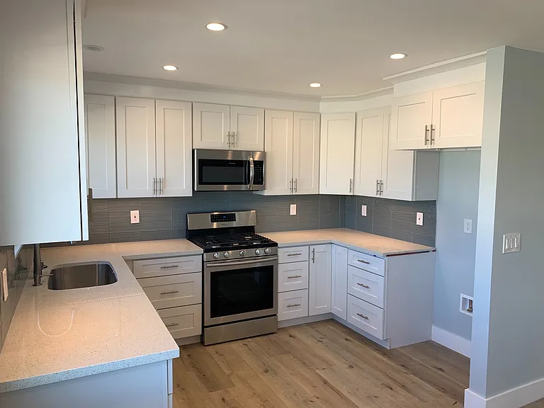 4111 Howard Avenue — Photo 6