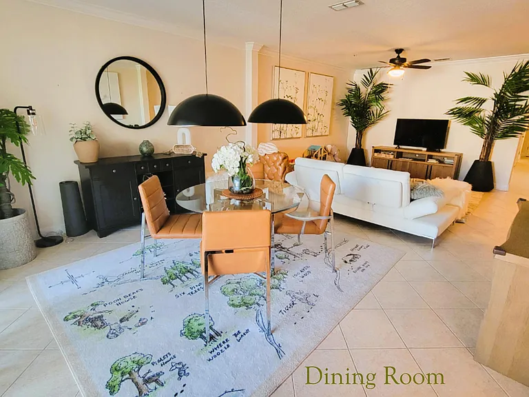 Dining Room -Leased UNFURNISHED