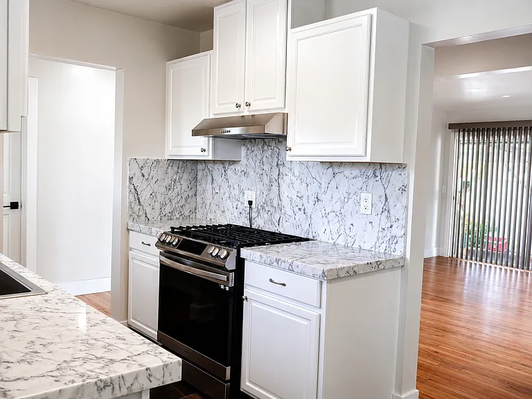 14602 La Pluma Dr — Photo 16