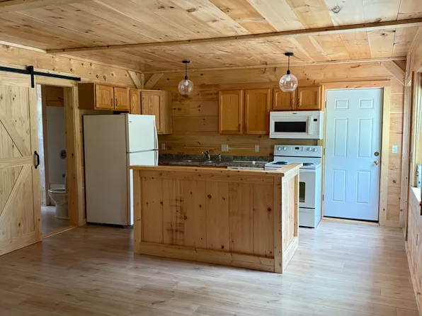 (undisclosed Address), Belgrade, ME 04917