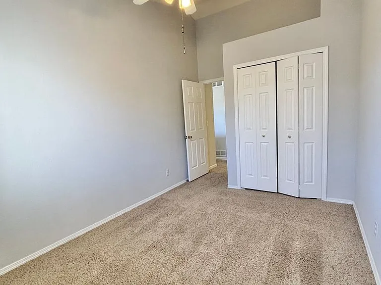 1005 Homestake Dr — Photo 24
