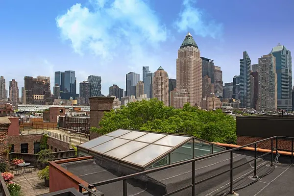 Sold by Town Residential | media 4