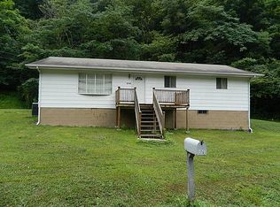 276 Tunnel Rd, Pikeville, KY 41572
