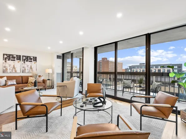 400 Madison St APT 402, Alexandria, VA 22314