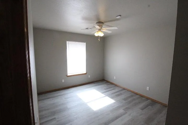 620 Eastview Dr — Photo 15