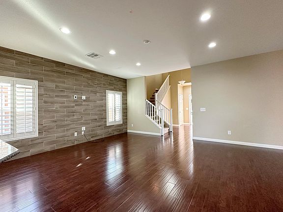 5th image of 3568 Dune Grass St