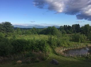 197 Starbarrack Rd, Red Hook, NY 12571