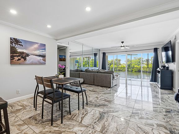 3rd image of 1319 E Hillsboro Boulevard #208