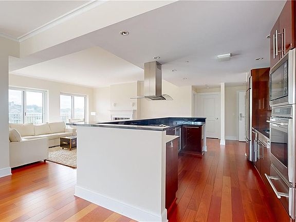 3rd image of 1 Tower Dr APT 306
