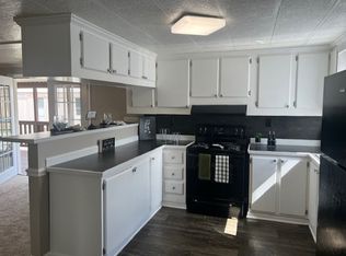 208 Creek Ridge Rd, Greensboro, NC 27406