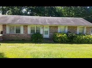 2242 E McIntosh Rd, Griffin, GA 30223