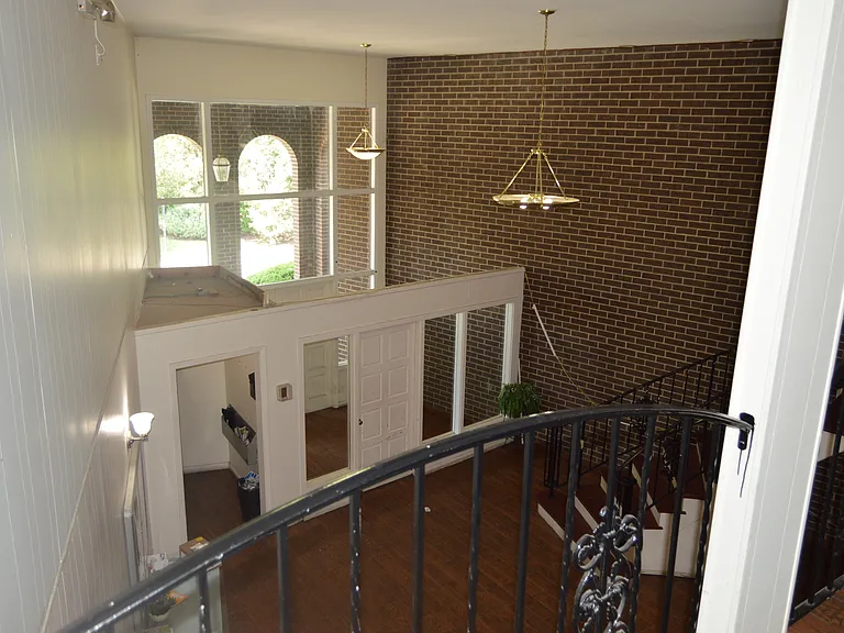 57 Washington Blvd #212 — Photo 31