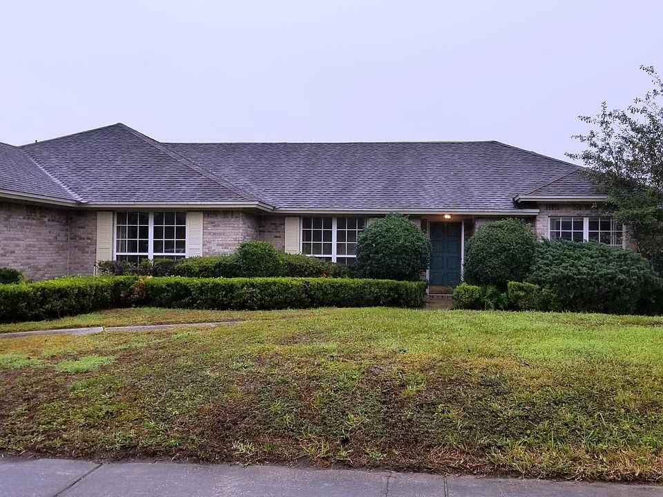 1st image of 12647 Steeplechase Ln